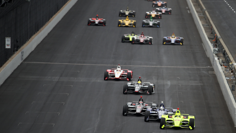 Simon Pagenaud leading the Indianapolis 500.